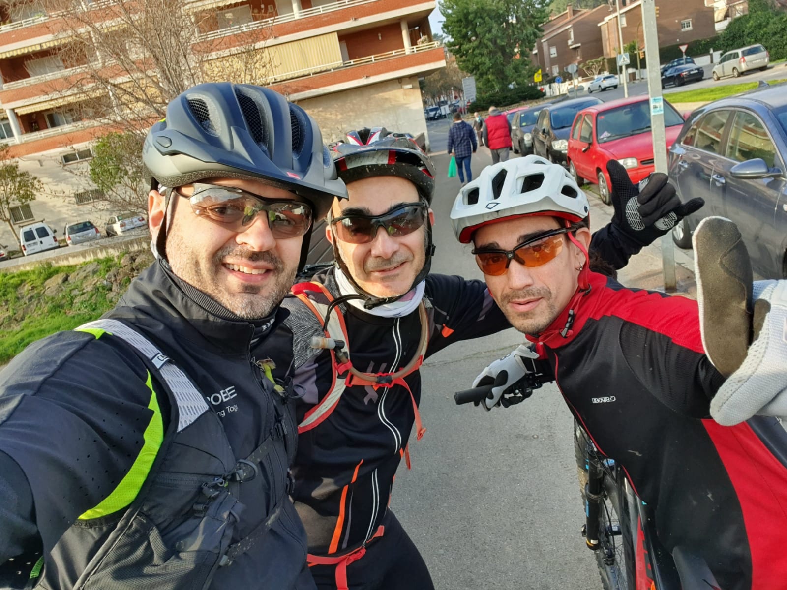 Suma de km para la Monegros, una Scott voladora y el subidón no tan imposible